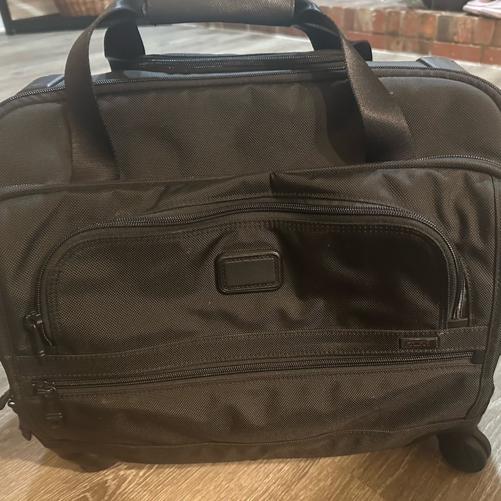 TUMI ALPHA II 4 Wheeled Laptop Case Brief Luggage